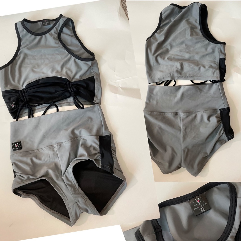 (NWOT) Kandi Kouture Set
Size: Child CXL
